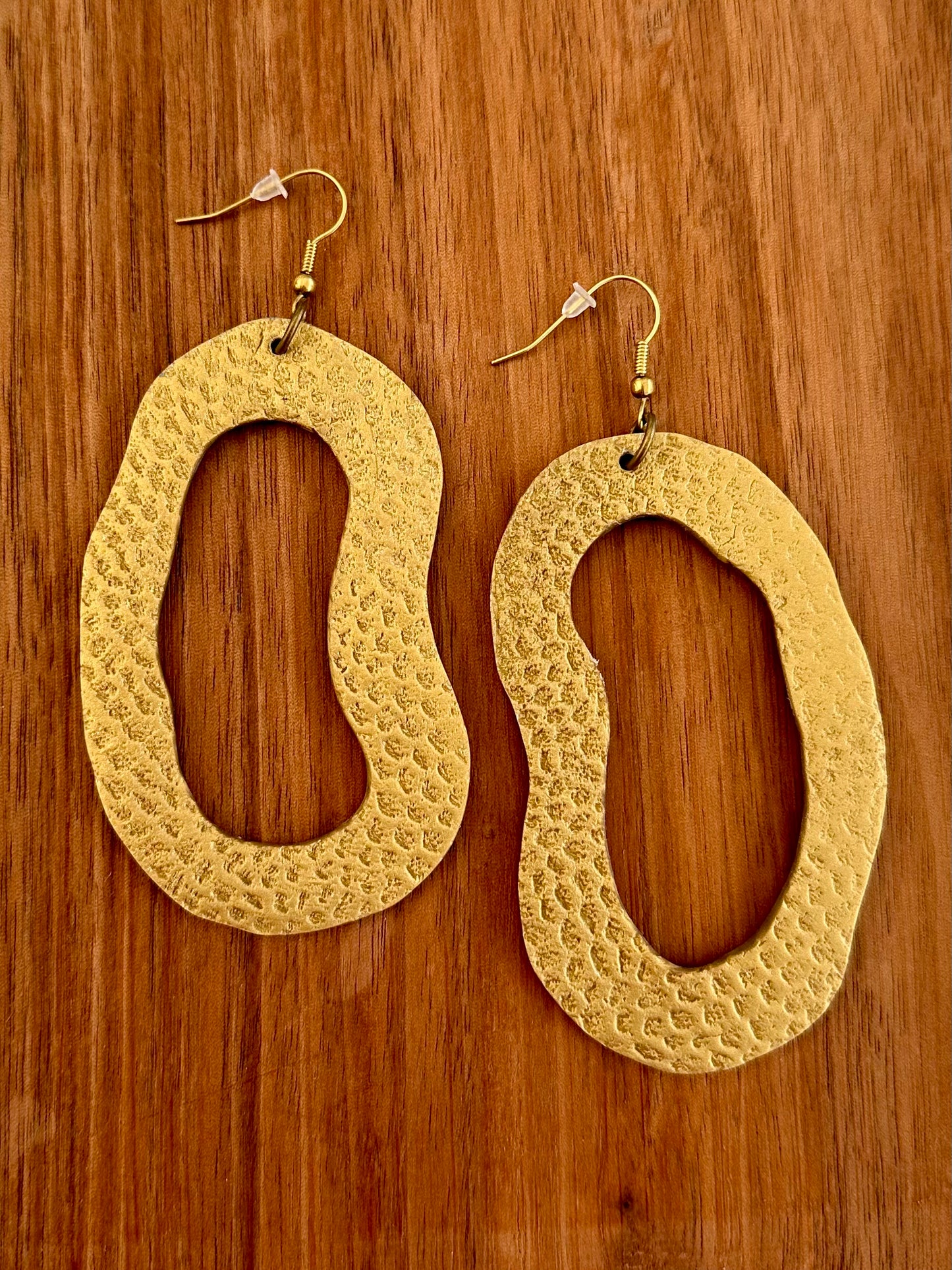 SUZY Organic Dangles